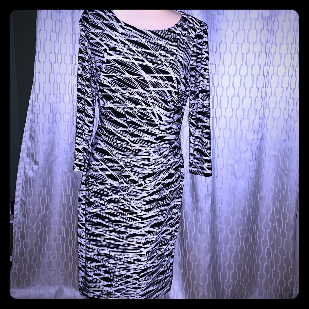 Anne Klein Black and White Sheath Dress, Size 8